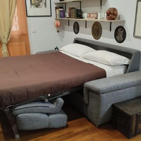 Colosseo Vintage Apartment Рим Екстериор снимка